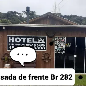 pousada-bica-dgua.santa-catarina-brasil.com/